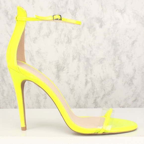 Qupid Heels - Picture 2 of 11